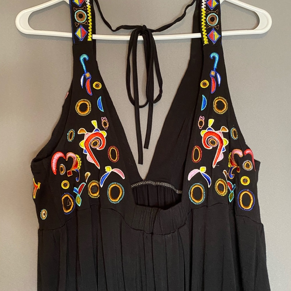 Ornate Tunic Top - Picture 5 of 6